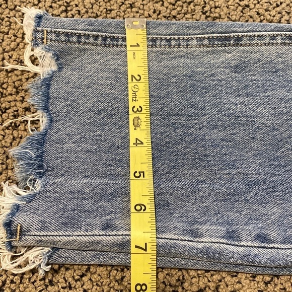 Vervet Straight Legged Distressed Button Fly Jeans Size 25 in Like New Condition - Picture 11 of 11